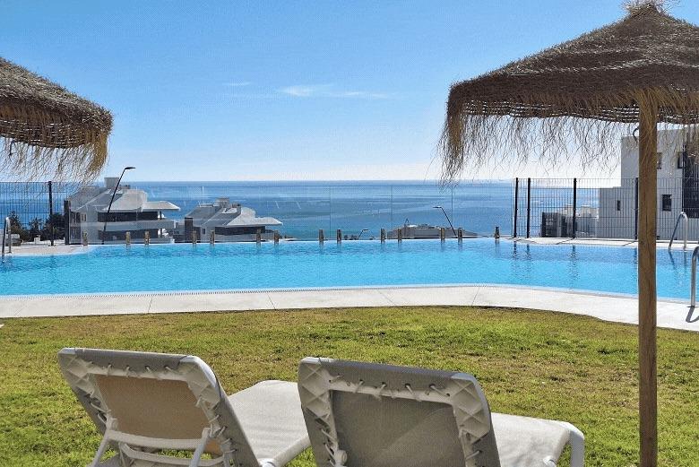 3 Bed, 2 Bath, ApartmentFor Sale, Fuengirola, Malaga