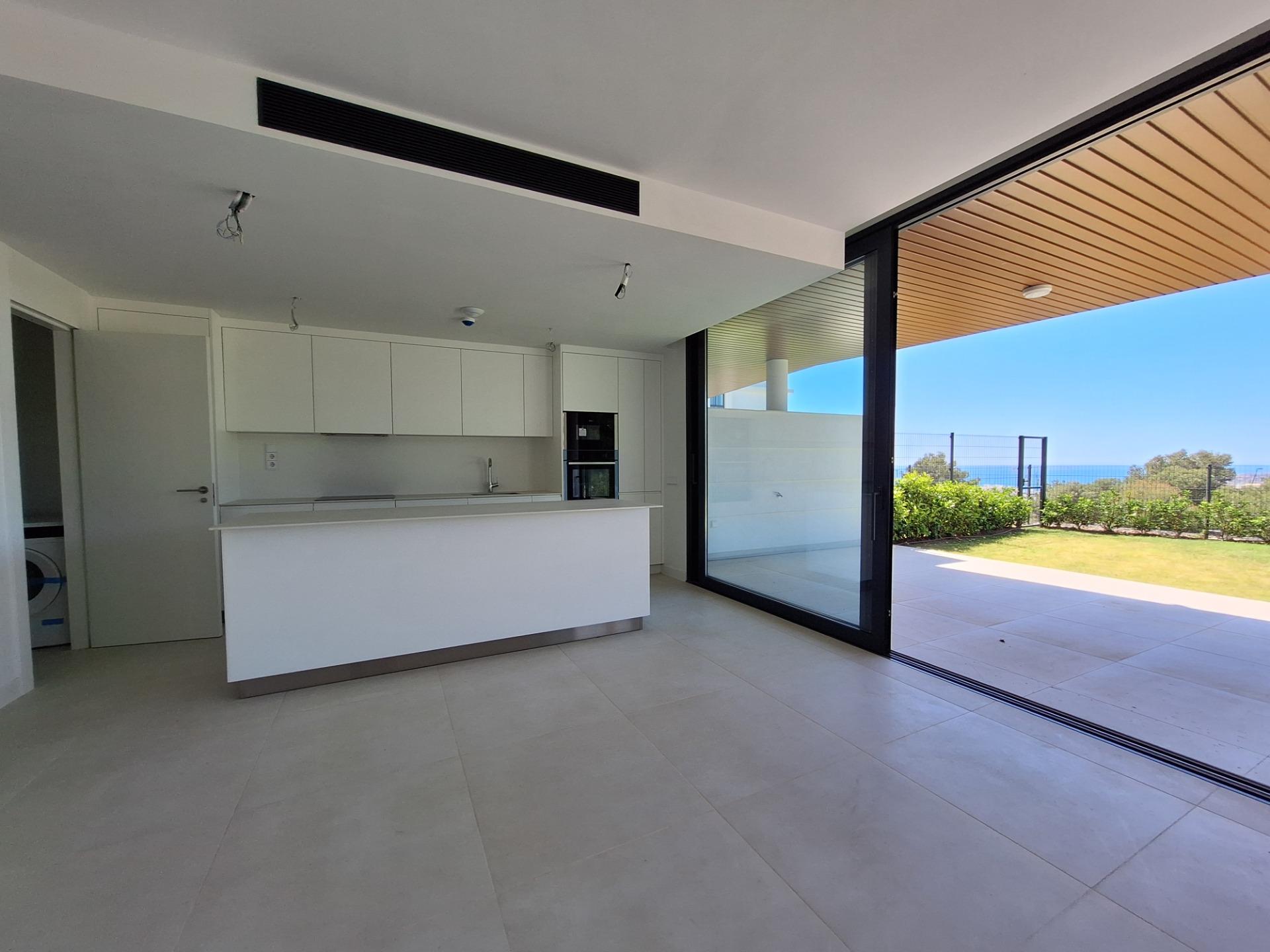 3 Bed, 2 Bath, ApartmentFor Sale, Fuengirola, Malaga