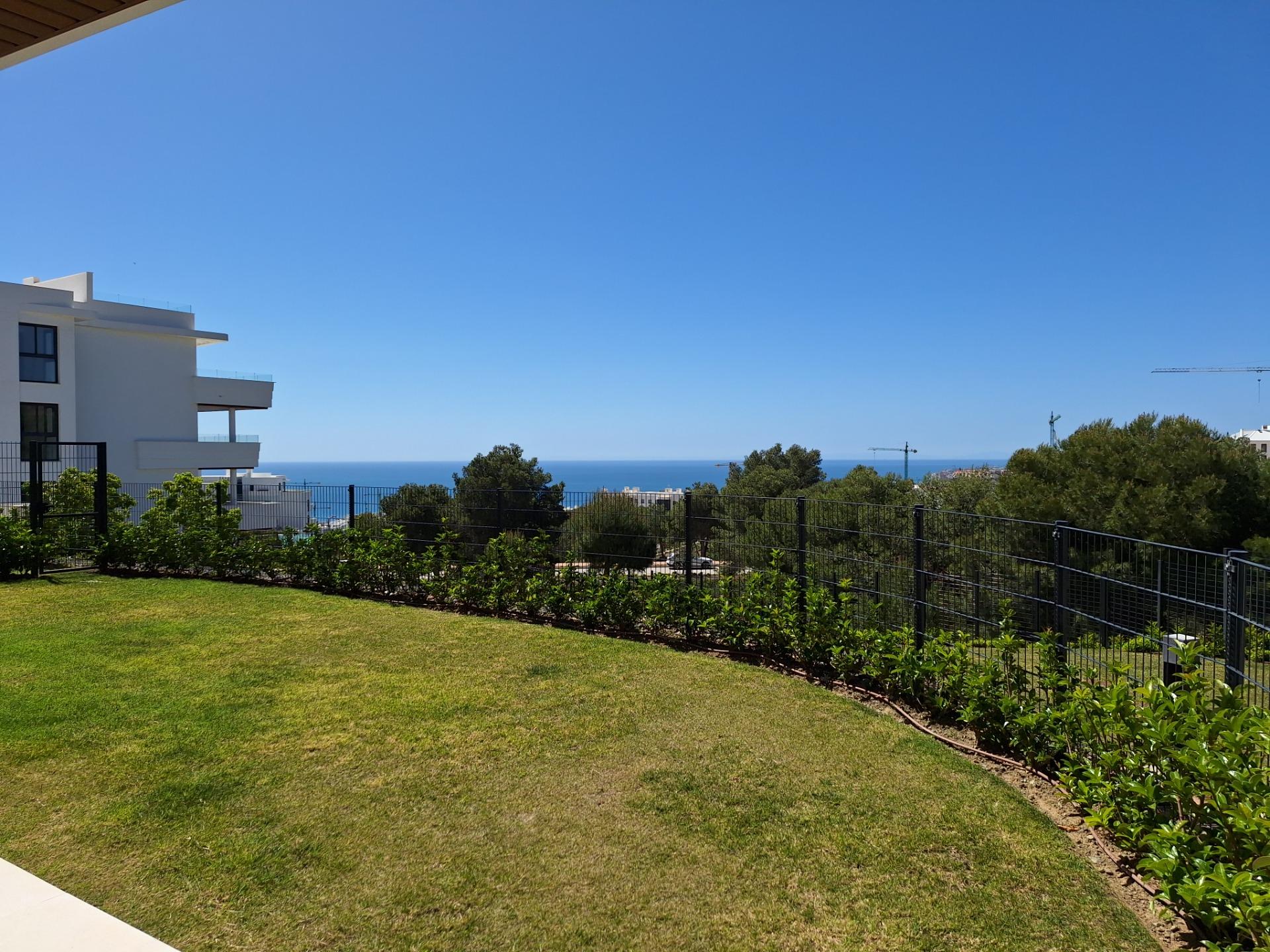 3 Bed, 2 Bath, ApartmentFor Sale, Fuengirola, Malaga