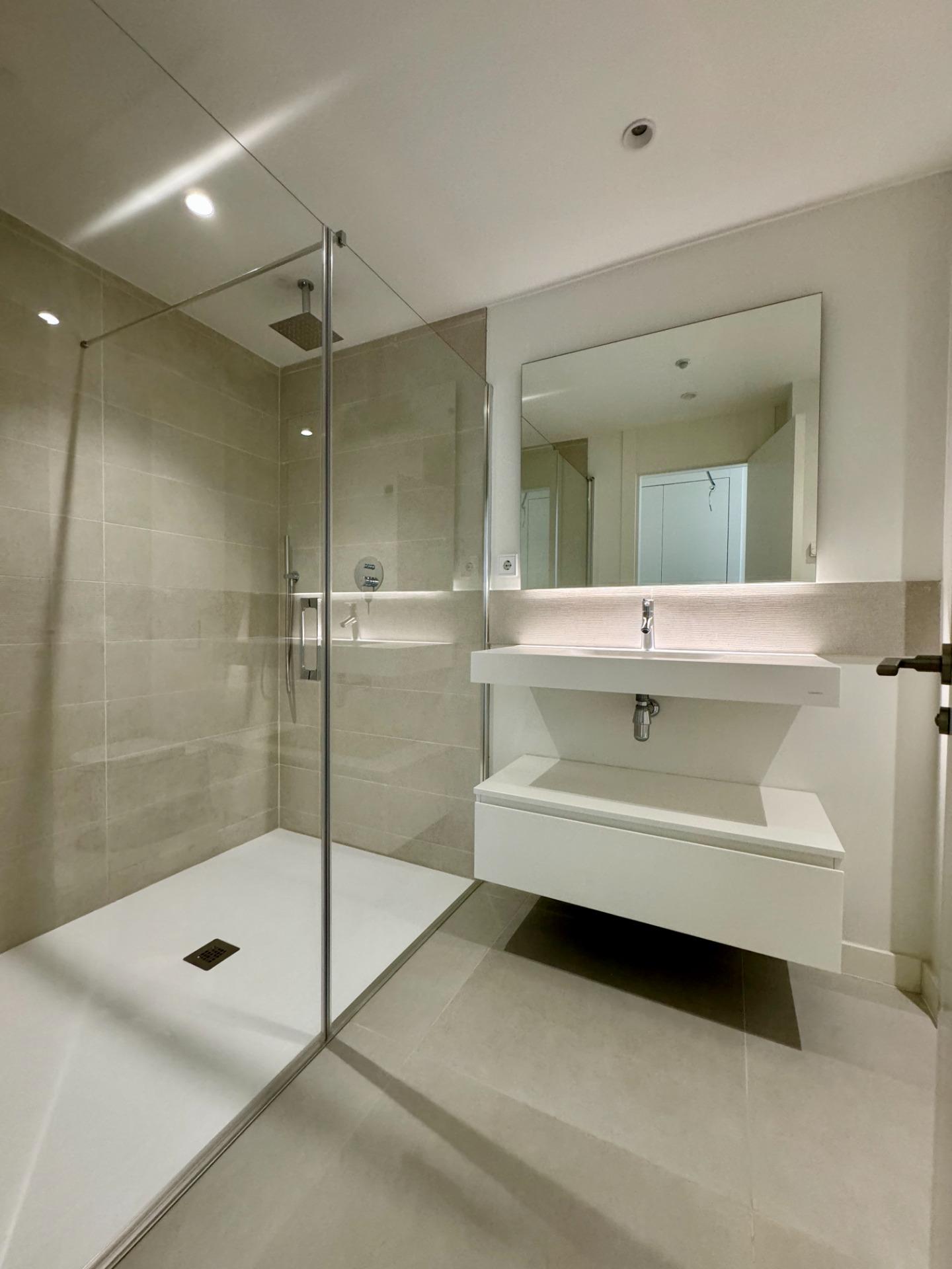 2 Bed, 2 Bath, ApartmentFor Sale, Fuengirola, Malaga