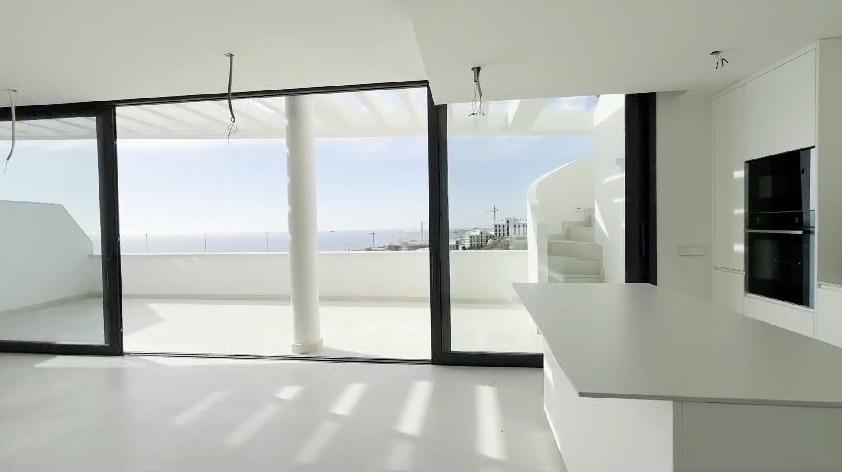 2 Bed, 2 Bath, ApartmentFor Sale, Fuengirola, Malaga