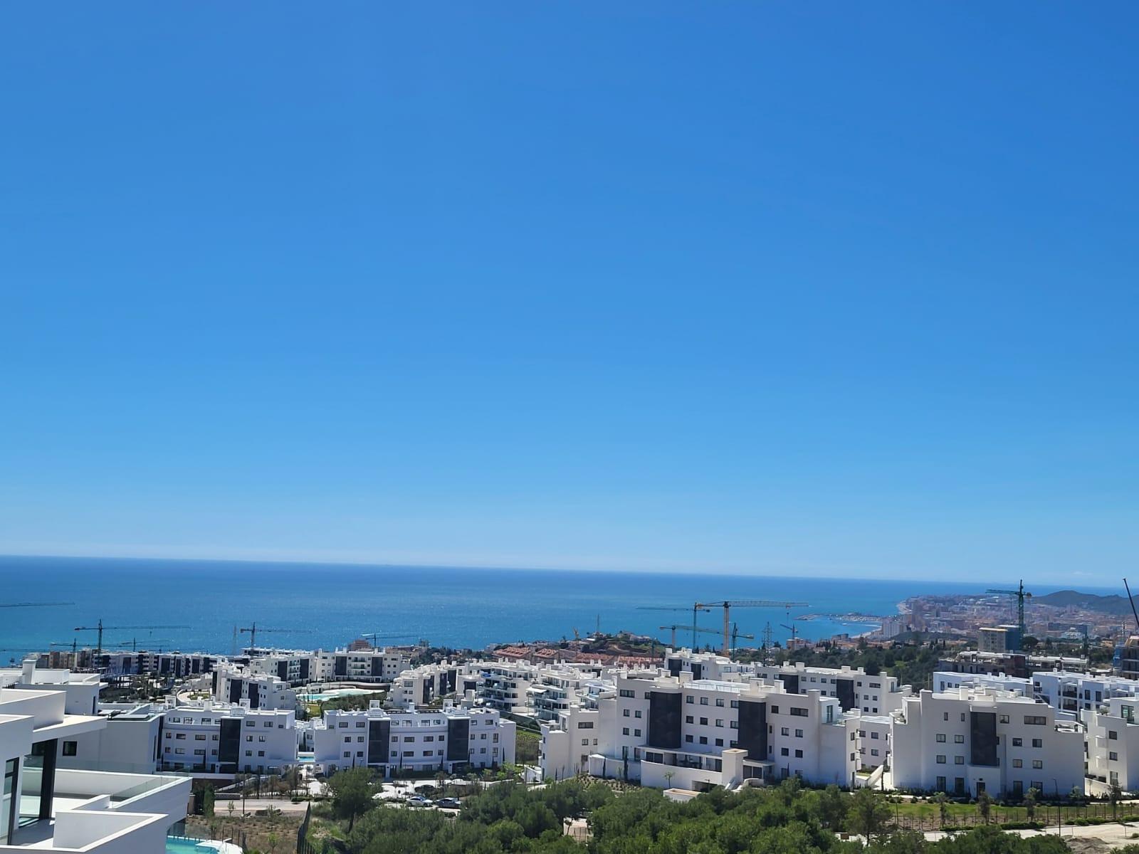 2 Bed, 2 Bath, ApartmentFor Sale, Fuengirola, Malaga