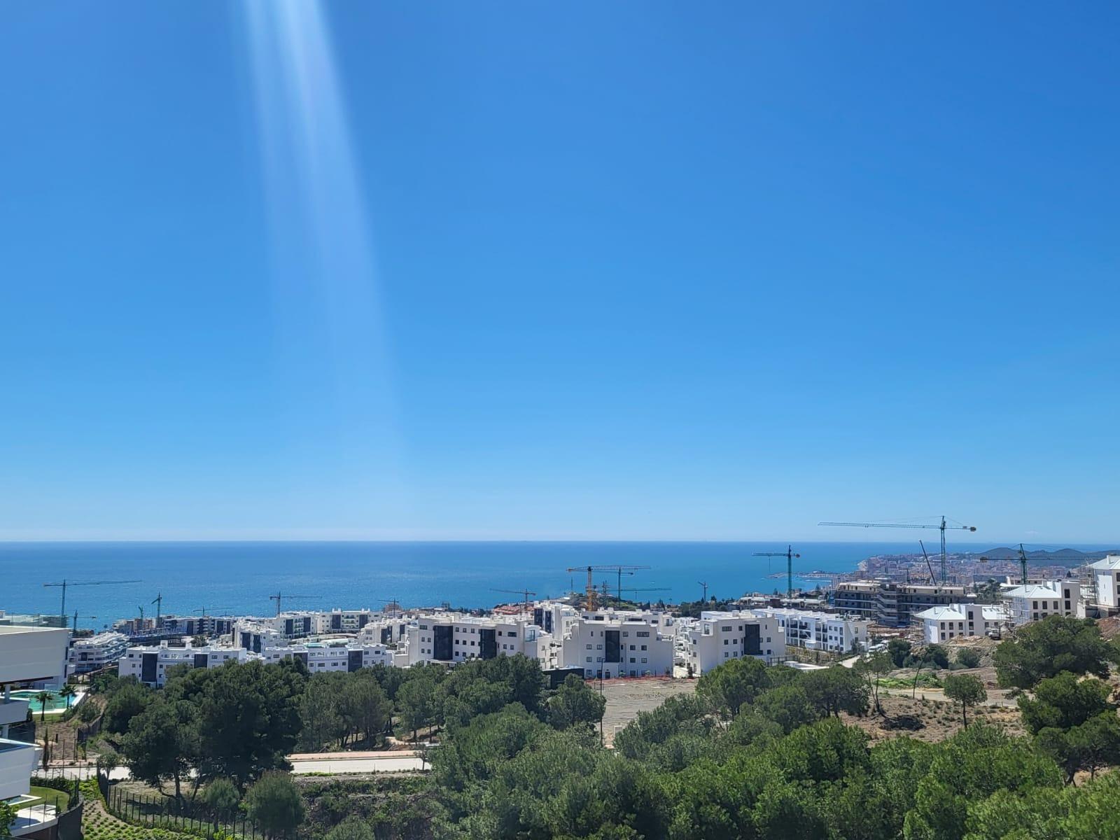 2 Bed, 2 Bath, ApartmentFor Sale, Fuengirola, Malaga