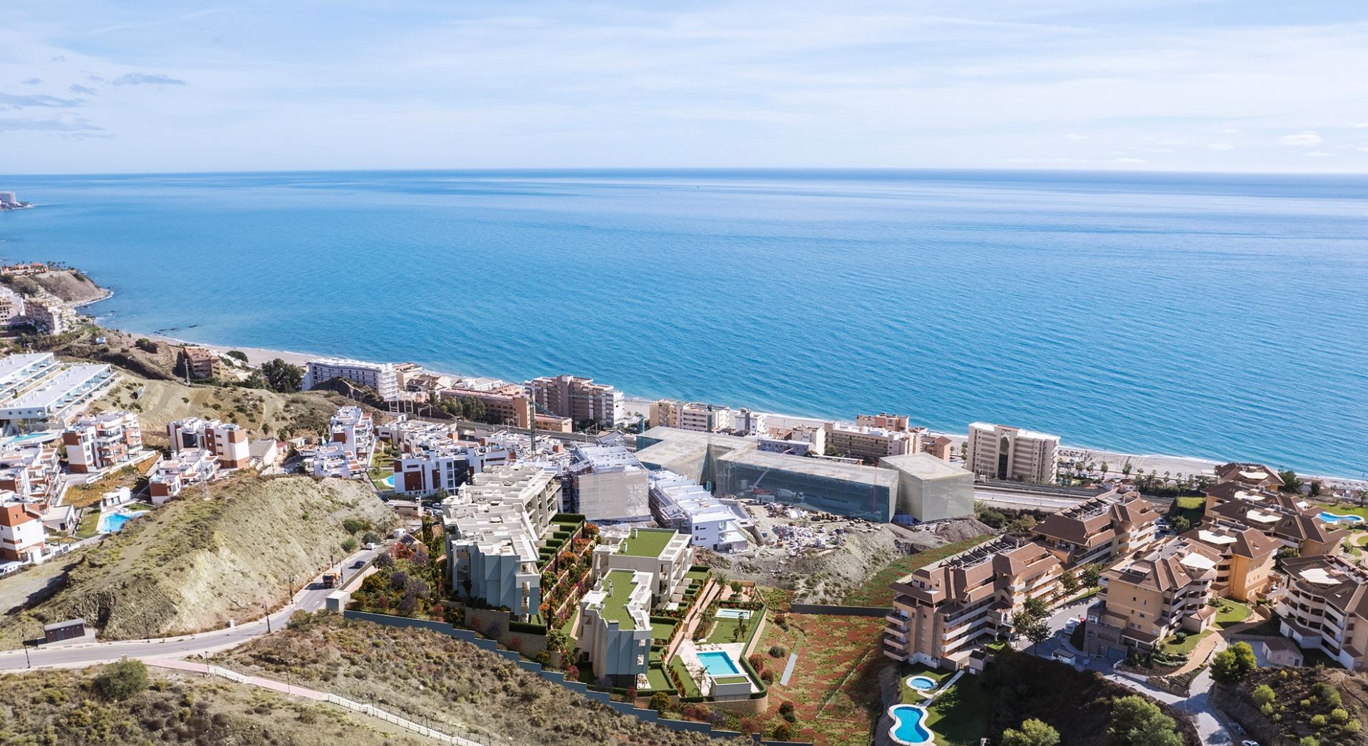 3 Bed, 2 Bath, ApartmentFor Sale, Fuengirola, Malaga