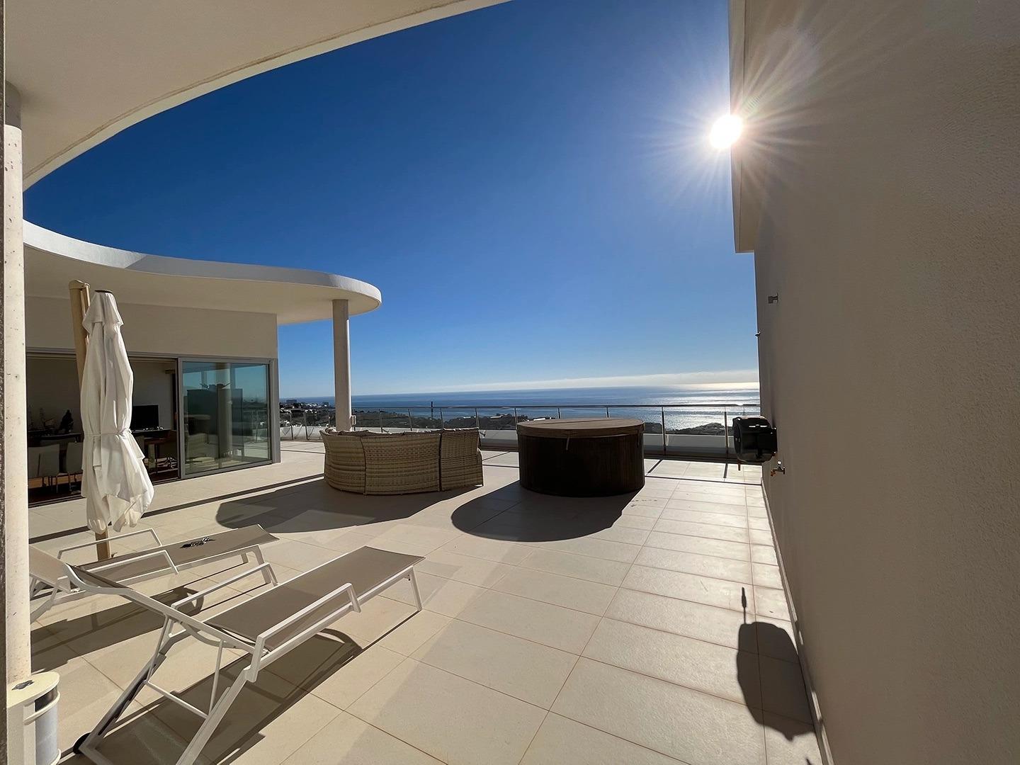 3 Bed, 3 Bath, ApartmentFor Sale, Benalmadena, Malaga