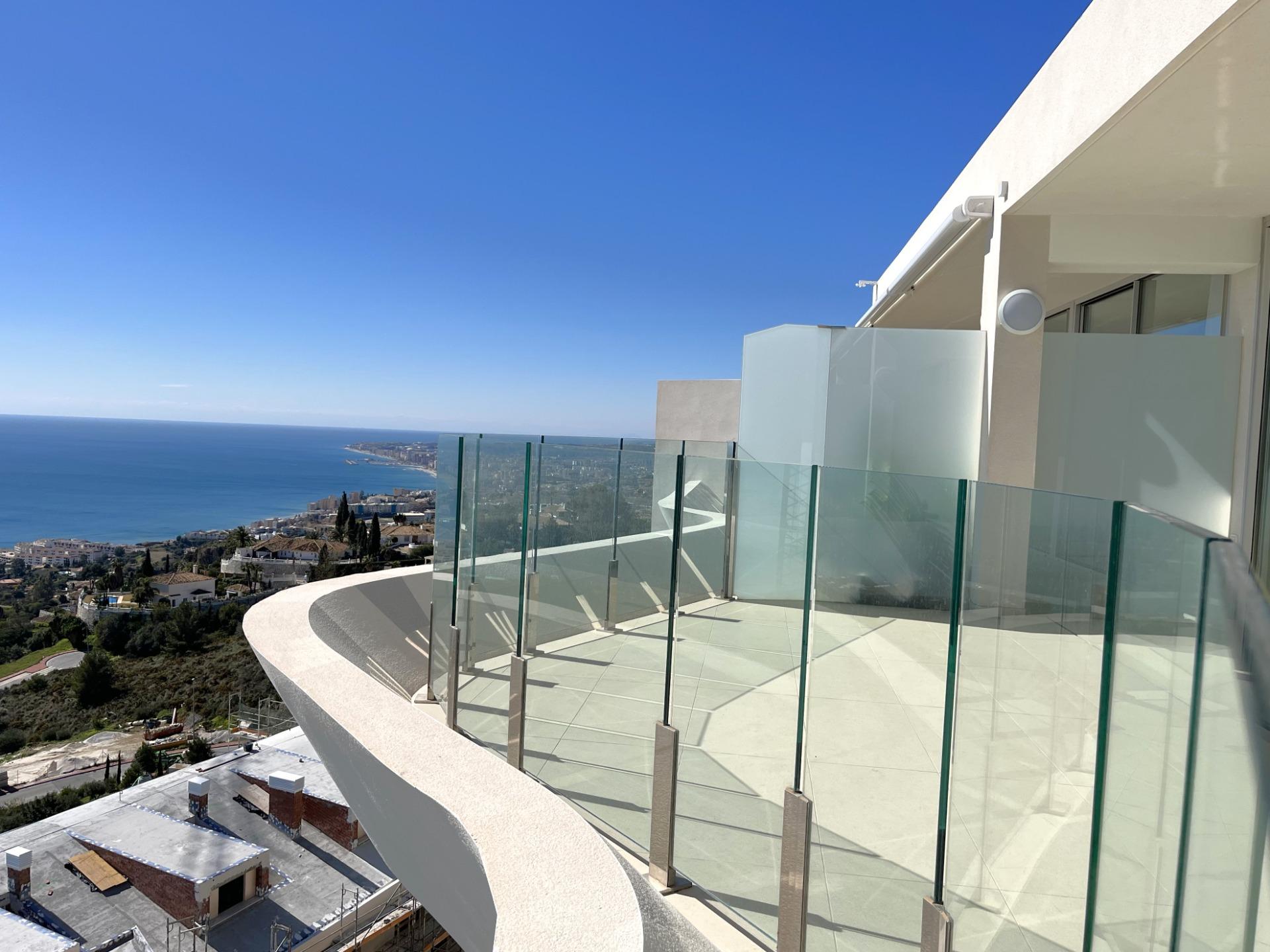 3 Bed, 2 Bath, ApartmentFor Sale, Benalmadena, Malaga