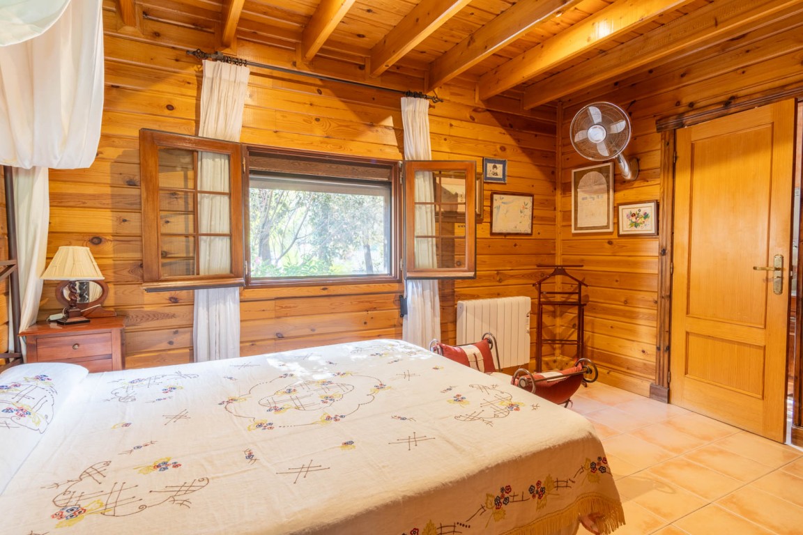 Commercial Property, For Sale