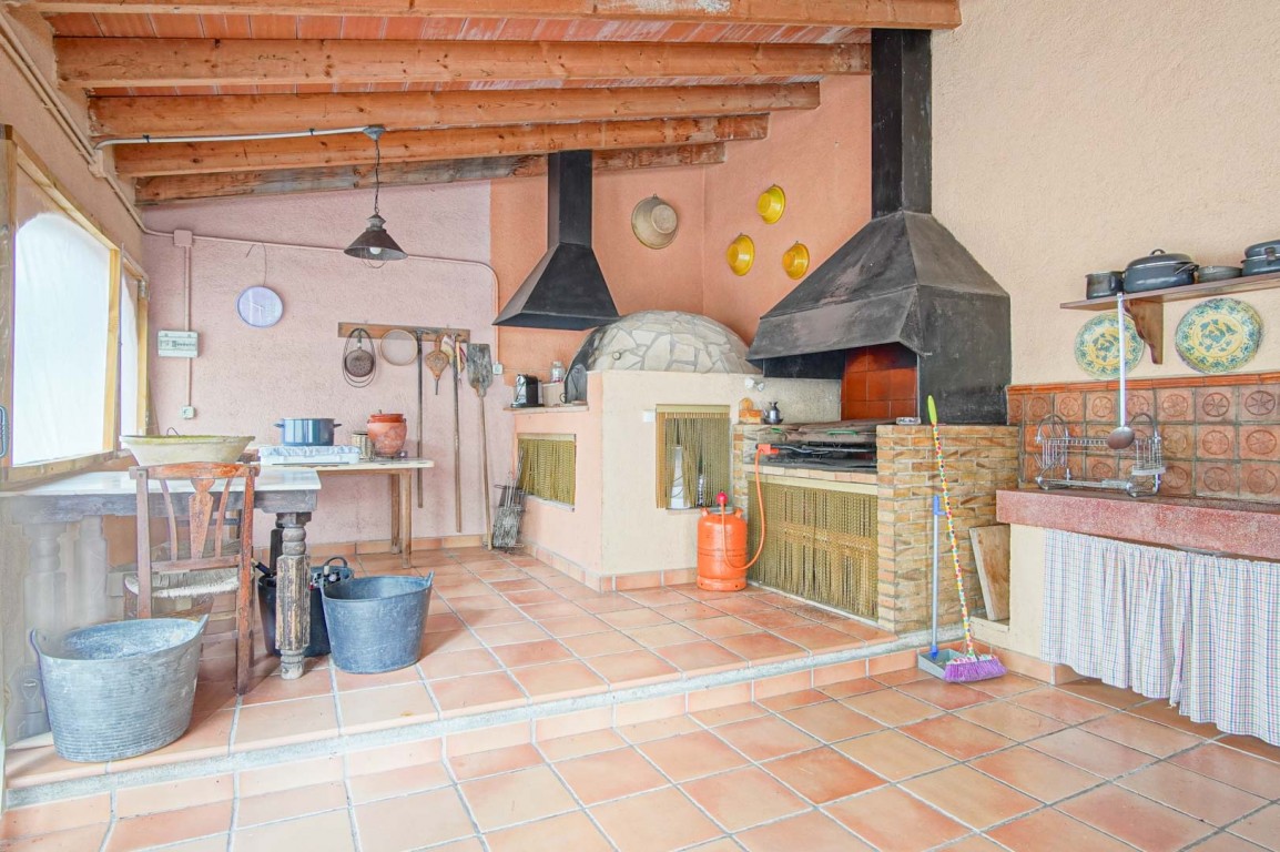 Commercial Property, For Sale