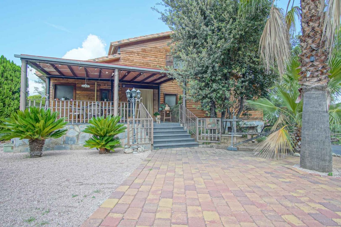 Commercial Property, For Sale