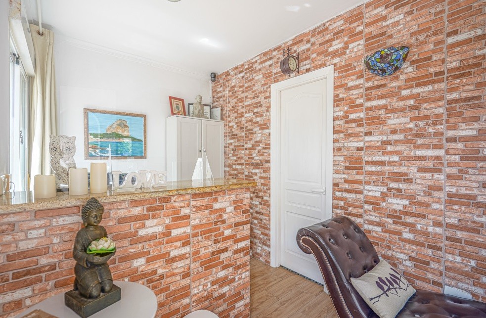 Commercial Property, For Sale