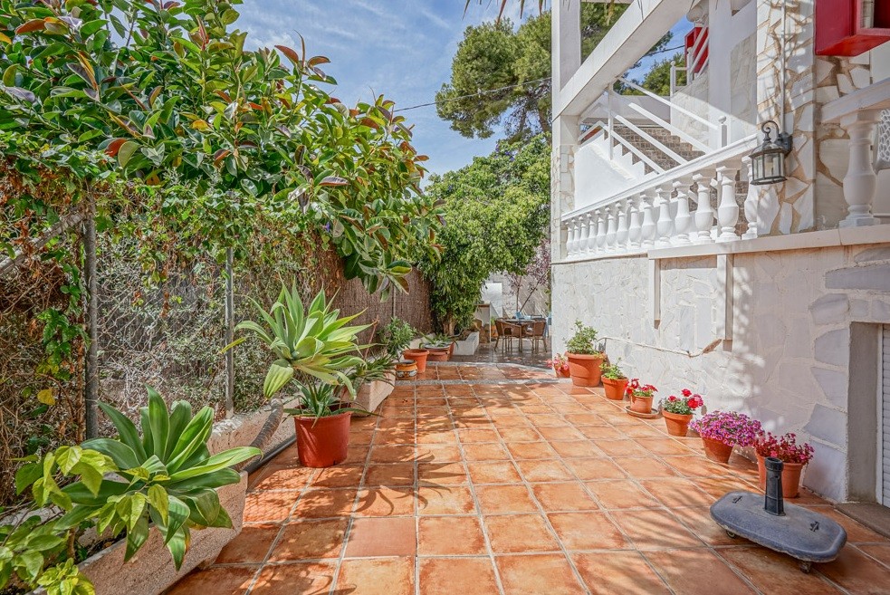 Commercial Property, For Sale