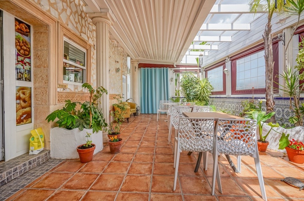 Commercial Property, For Sale