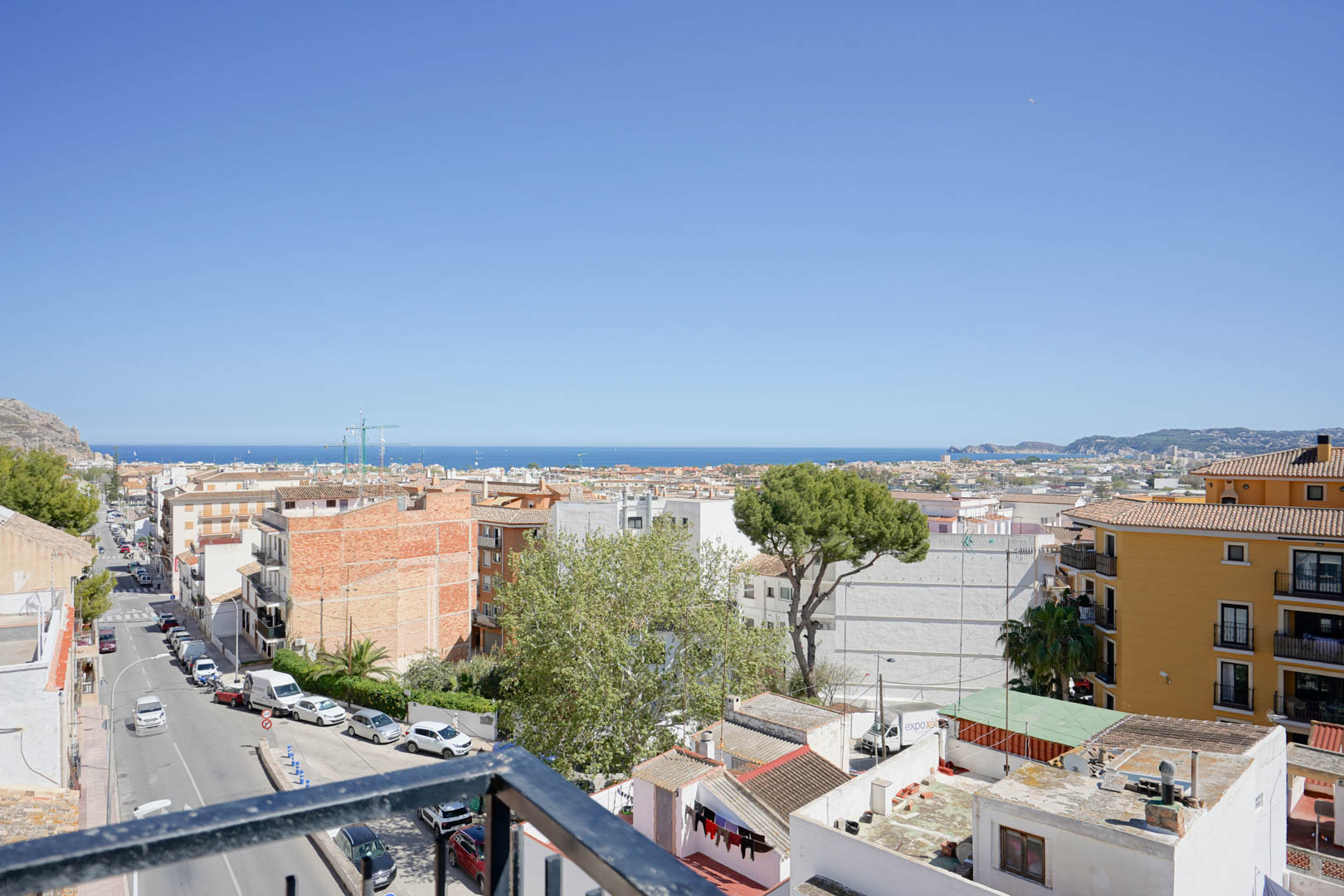5 Bed, 2 Bath, ApartmentFor Sale, Javea, Alicante