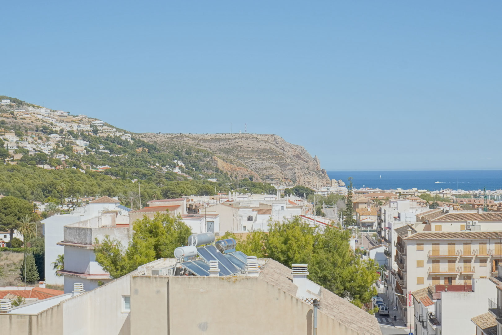 5 Bed, 2 Bath, ApartmentFor Sale, Javea, Alicante