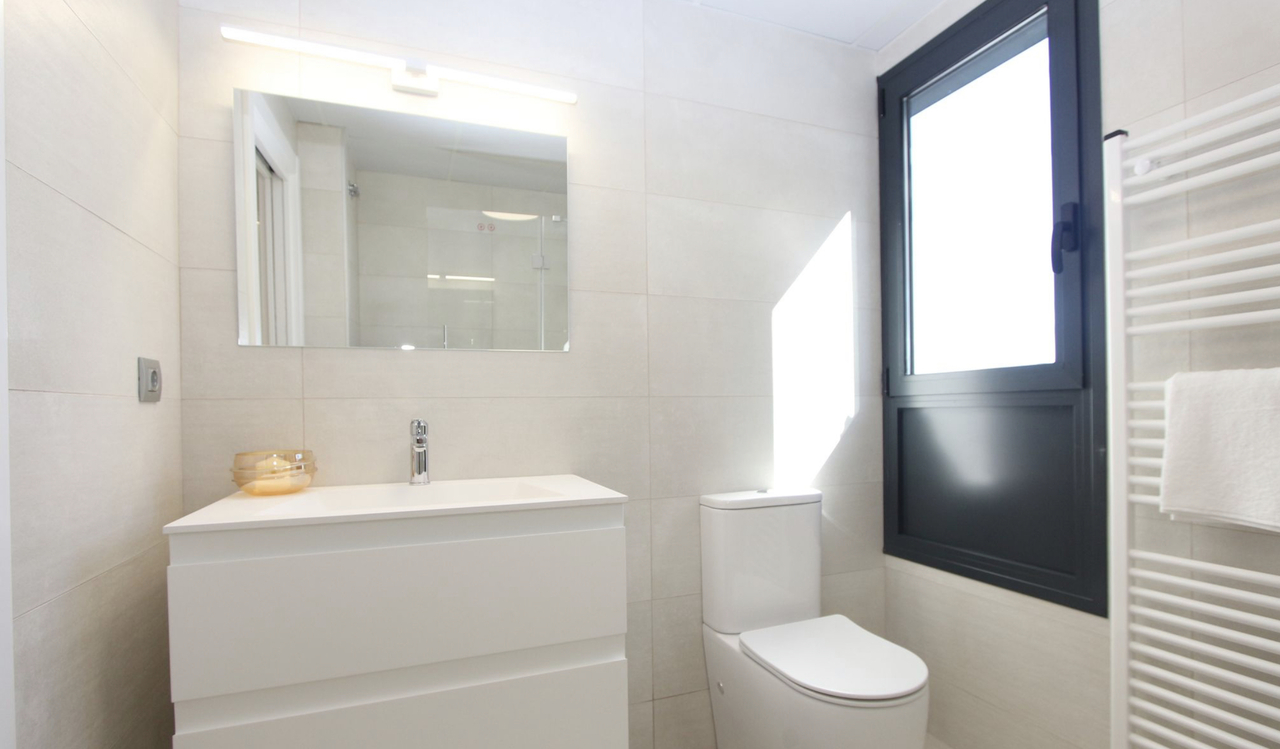 3 Bed, 2 Bath, ApartmentFor Sale, Calpe, Alicante