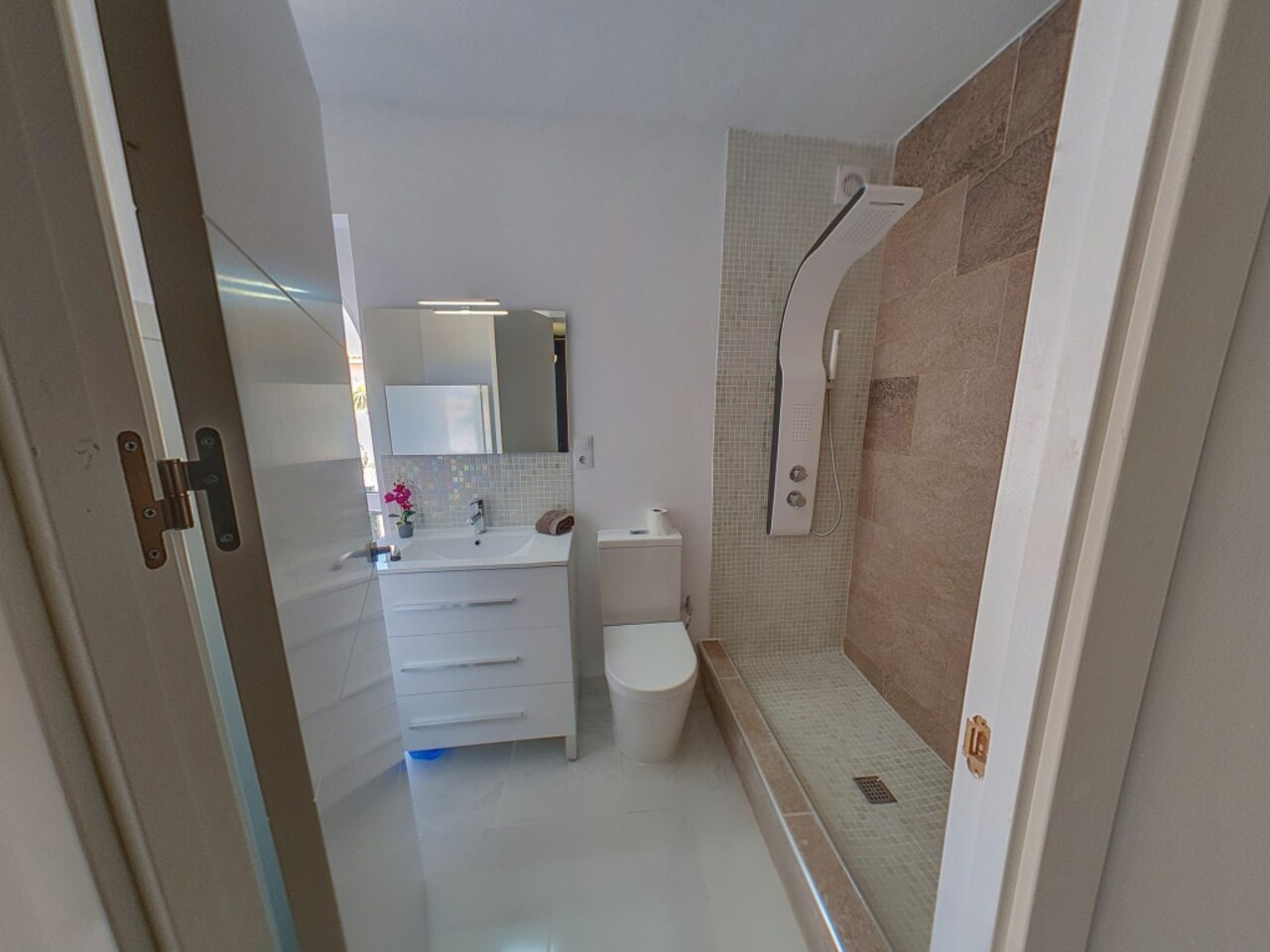 6 Bed, 5 Bath, HouseFor Sale, Ciudad Quesada, Alicante