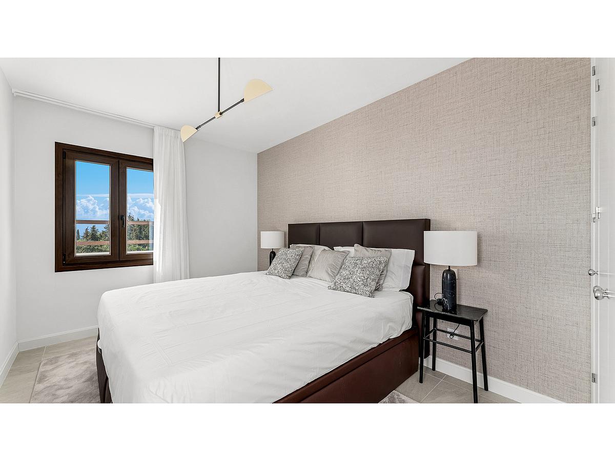 5 Bed, 5 Bath, HouseFor Sale, Estepona, Malaga