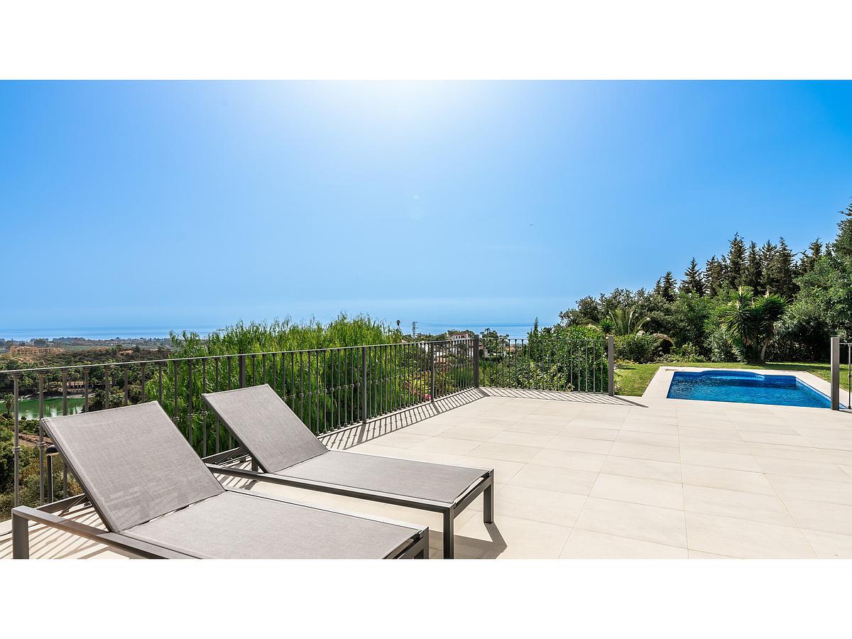 5 Bed, 5 Bath, HouseFor Sale, Estepona, Malaga