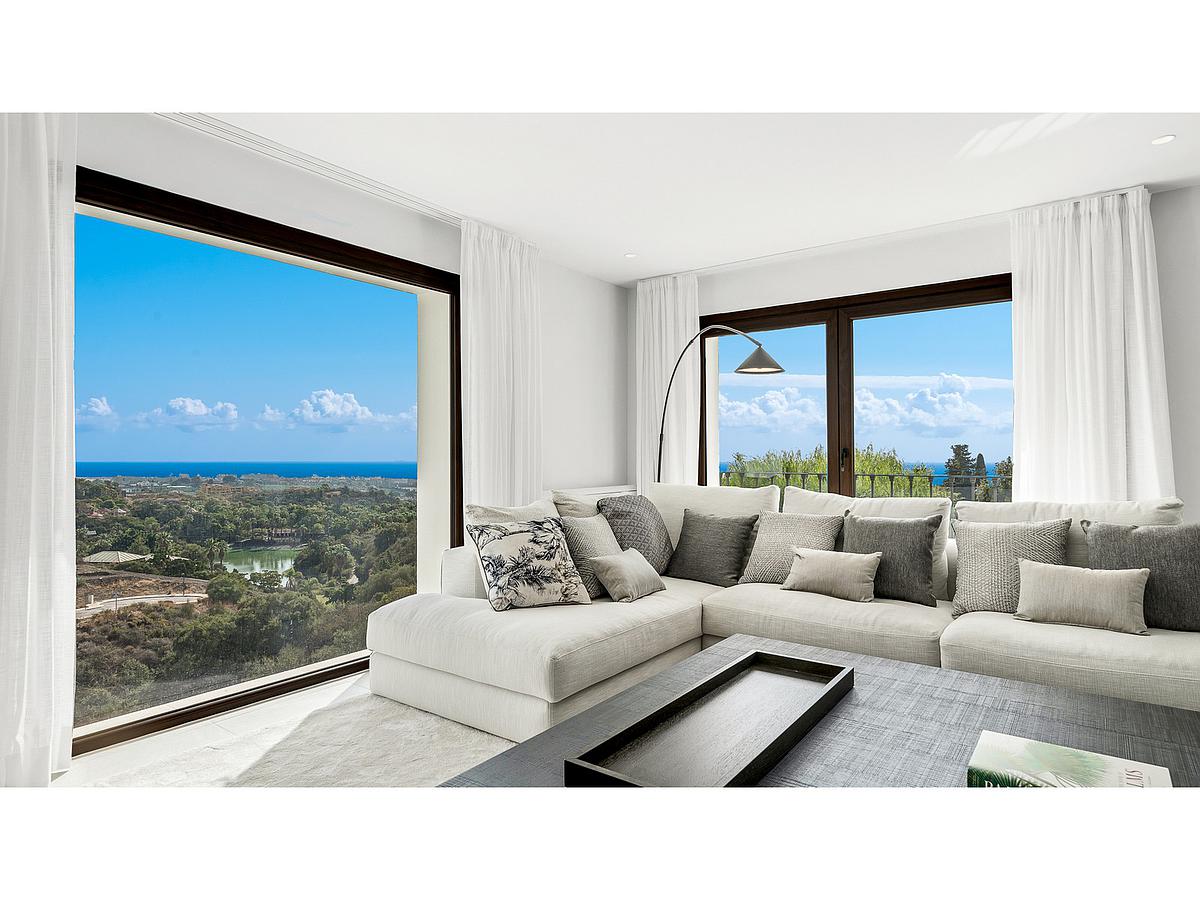 5 Bed, 5 Bath, HouseFor Sale, Estepona, Malaga