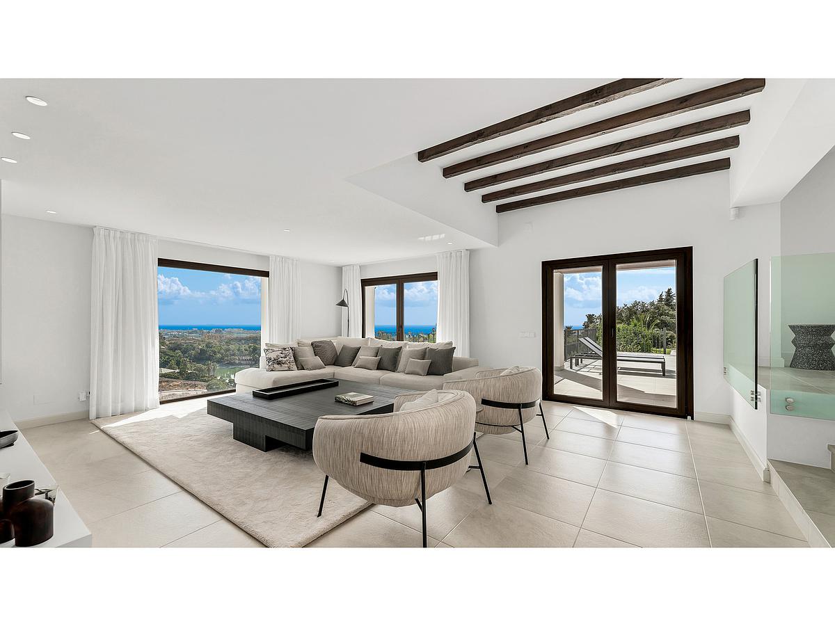 5 Bed, 5 Bath, HouseFor Sale, Estepona, Malaga