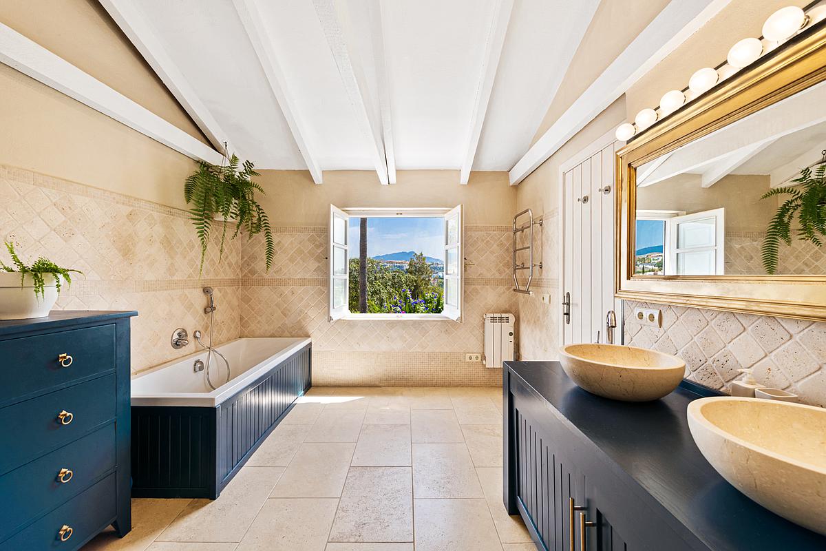 7 Bed, 7 Bath, HouseFor Sale, Benahavis, Malaga