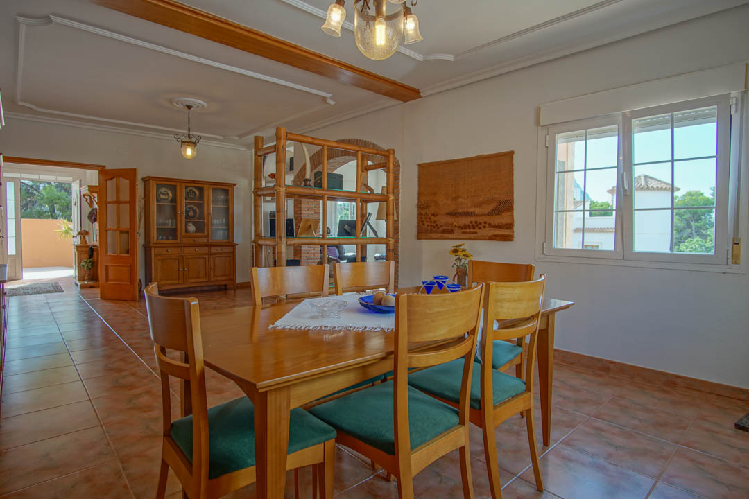 5 Bed, 3 Bath, HouseFor Sale, Calpe, Alicante