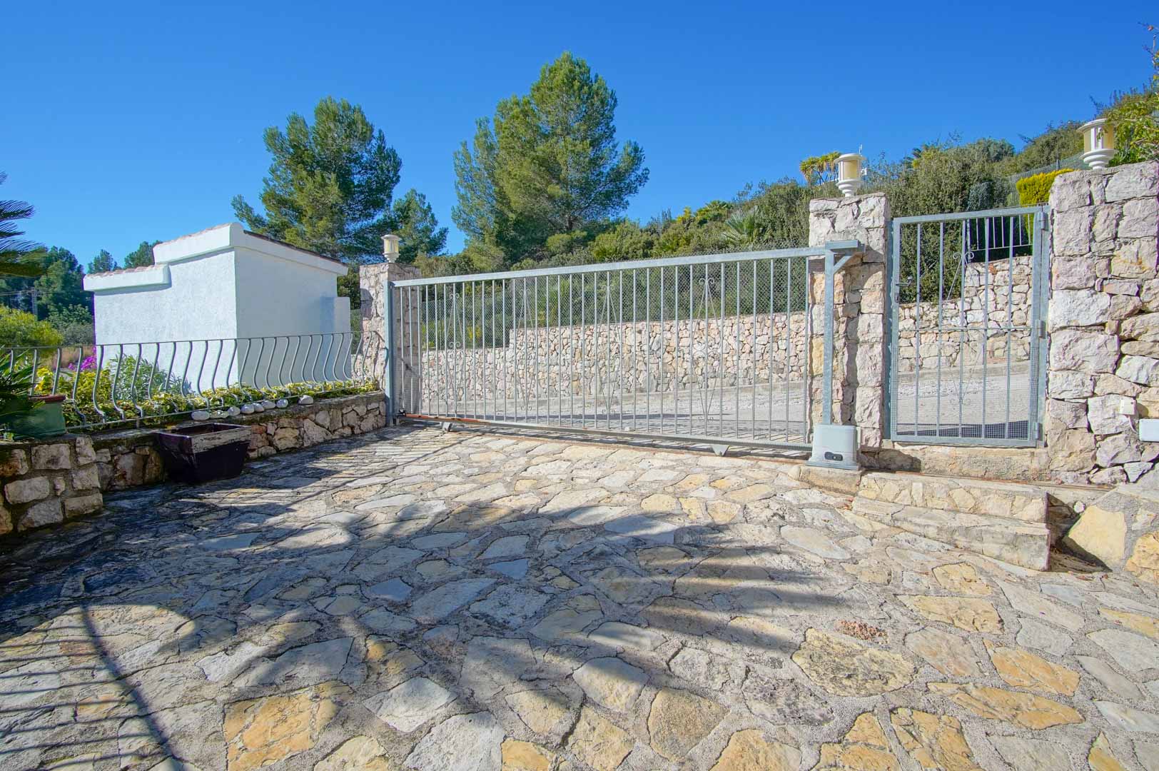 5 Bed, 4 Bath, HouseFor Sale, Pego, Alicante