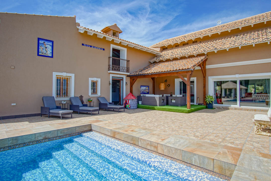 8 Bed, 9 Bath, HouseFor Sale, La Nucia, Alicante