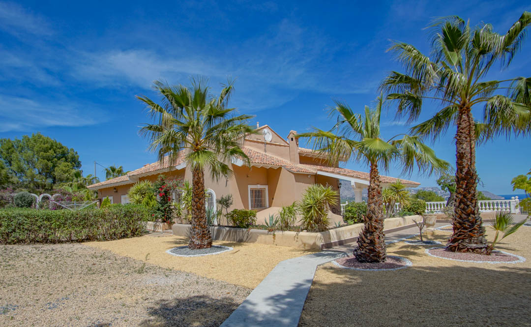 8 Bed, 9 Bath, HouseFor Sale, La Nucia, Alicante