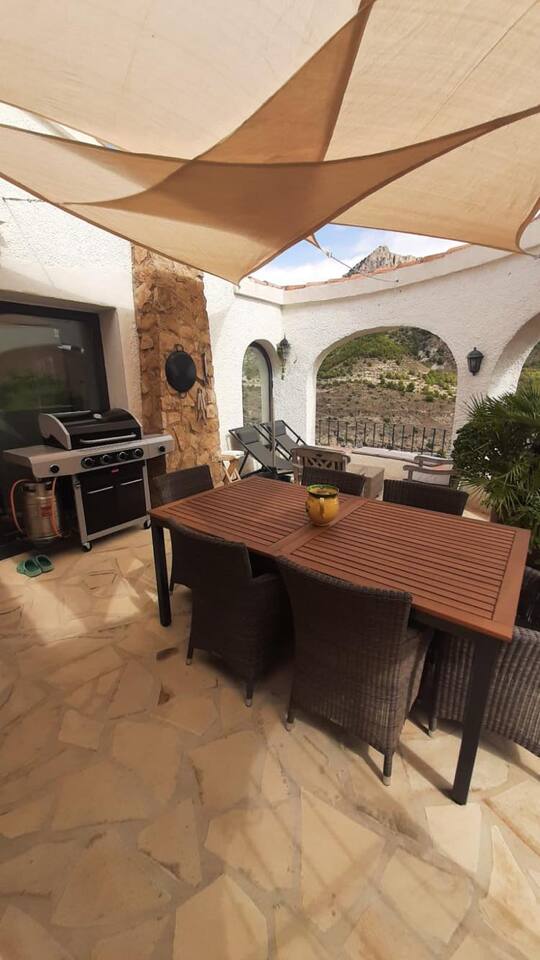 4 Bed, 4 Bath, HouseFor Sale, Calpe, Alicante