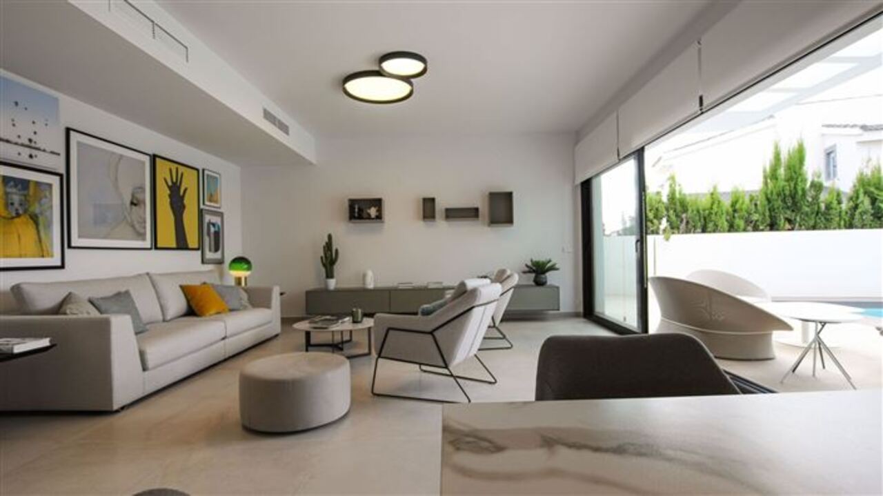 4 Bed, 3 Bath, HouseFor Sale, Ciudad Quesada, Alicante