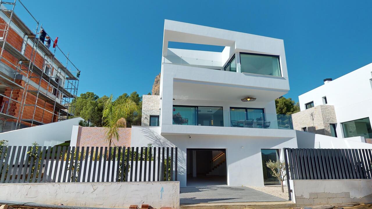 3 Bed, 3 Bath, HouseFor Sale, Polop, Alicante