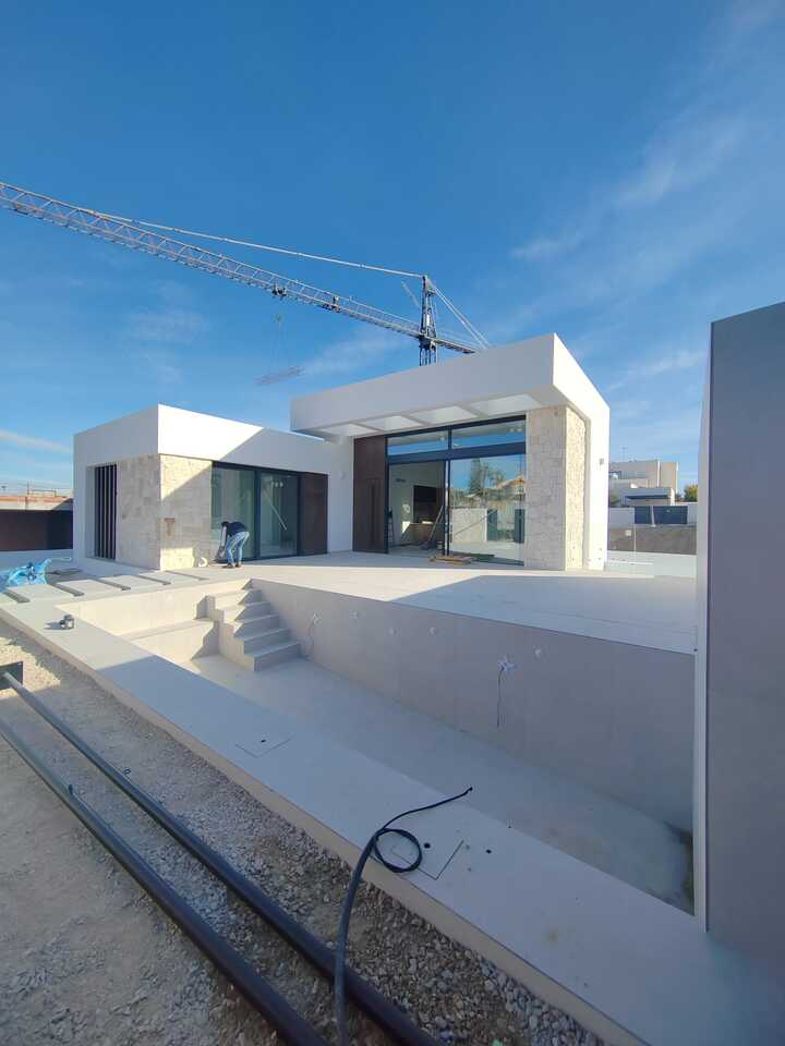 4 Bed, 4 Bath, HouseFor Sale, Rojales, Alicante