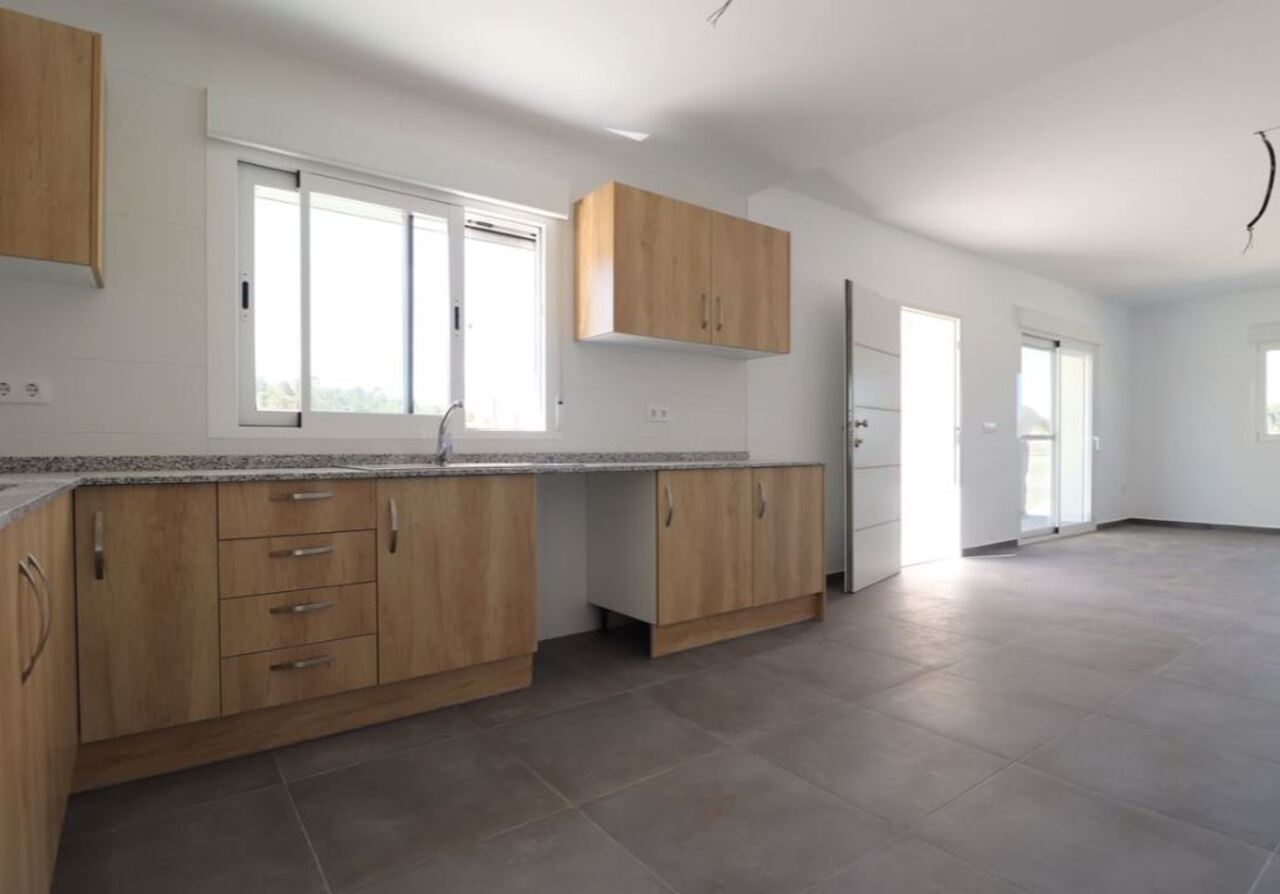 3 Bed, 2 Bath, HouseFor Sale, Pinoso, Alicante