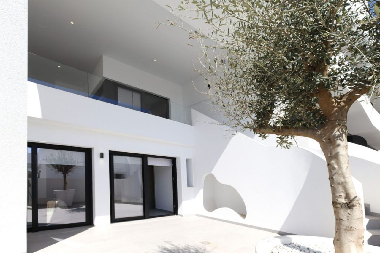 4 Bed, 4 Bath, HouseFor Sale, Guardamar Del Segura, Alicante