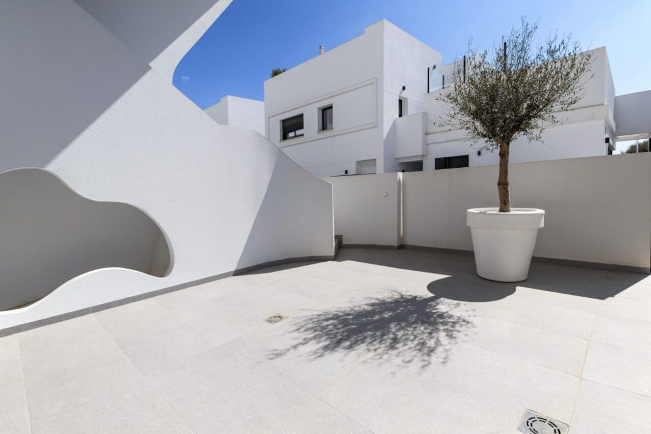 4 Bed, 4 Bath, HouseFor Sale, Guardamar Del Segura, Alicante