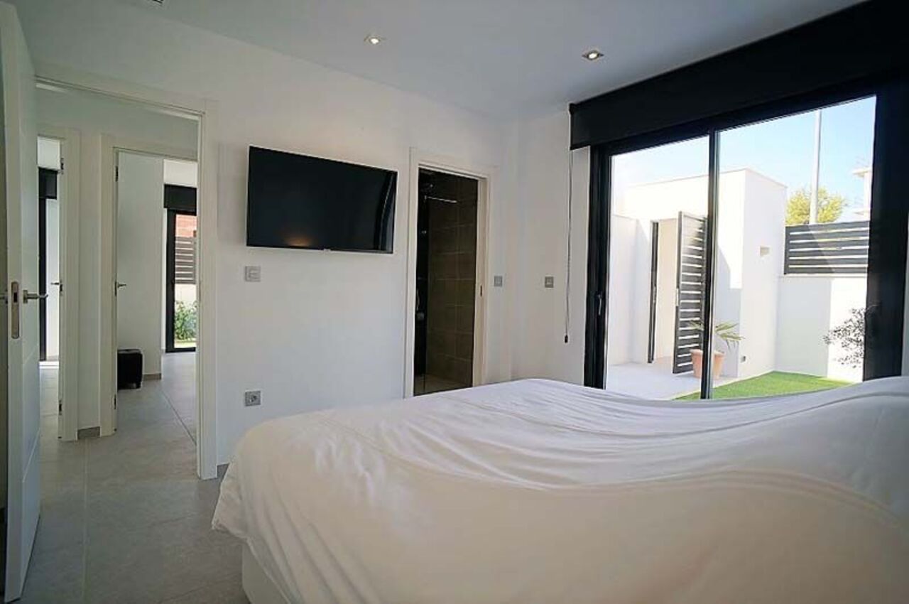 3 Bed, 2 Bath, HouseFor Sale, Polop, Alicante