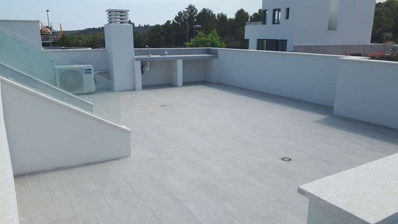 3 Bed, 2 Bath, HouseFor Sale, Polop, Alicante