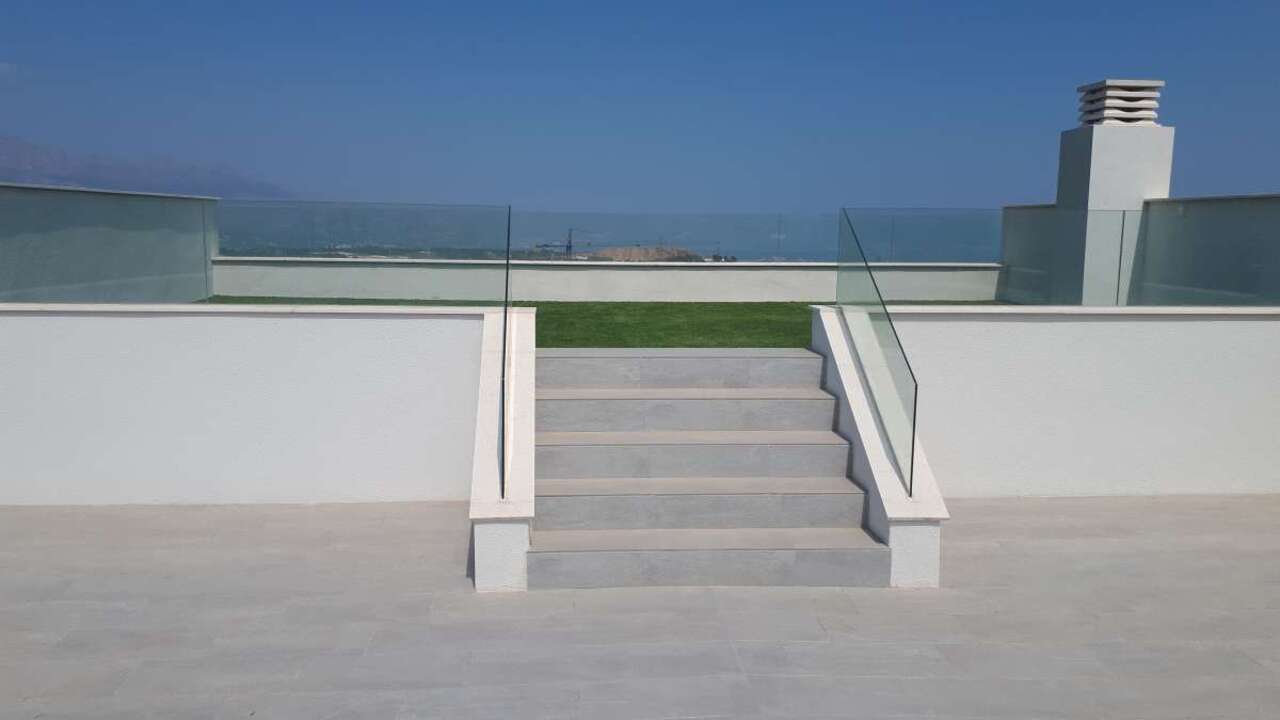 3 Bed, 2 Bath, HouseFor Sale, Polop, Alicante