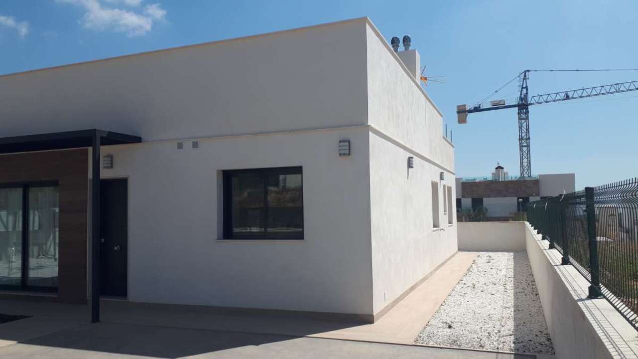 3 Bed, 2 Bath, HouseFor Sale, Polop, Alicante