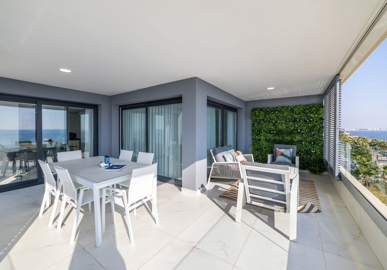 3 Bed, 2 Bath, ApartmentFor Sale, Torrevieja, Alicante