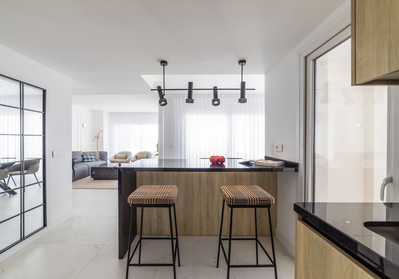 3 Bed, 2 Bath, ApartmentFor Sale, Torrevieja, Alicante