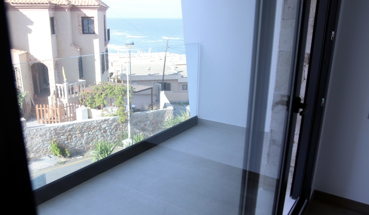 3 Bed, 2 Bath, HouseFor Sale, Torrevieja, Alicante