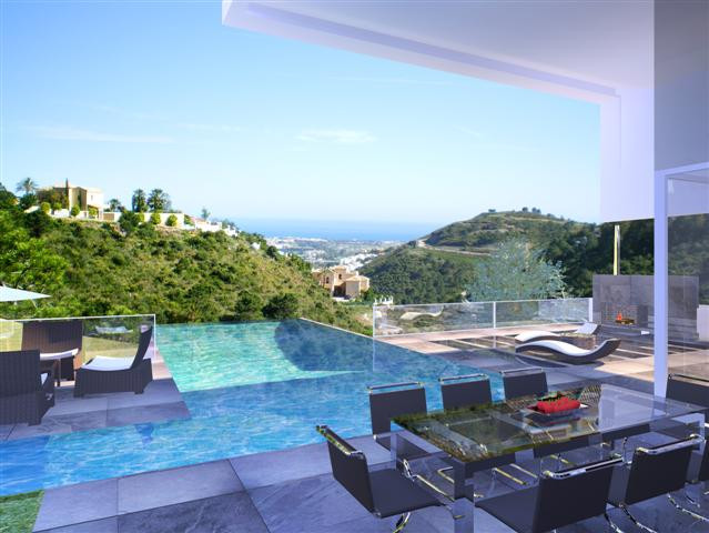 HouseFor Sale, El Madroñal, Malaga