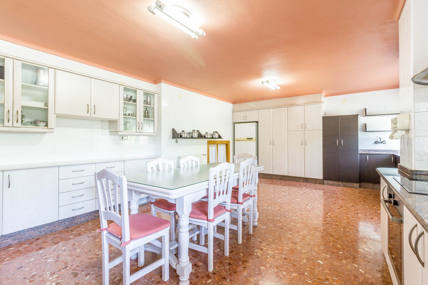 7 Bed, 3 Bath, HouseFor Sale, Yecla, Murcia