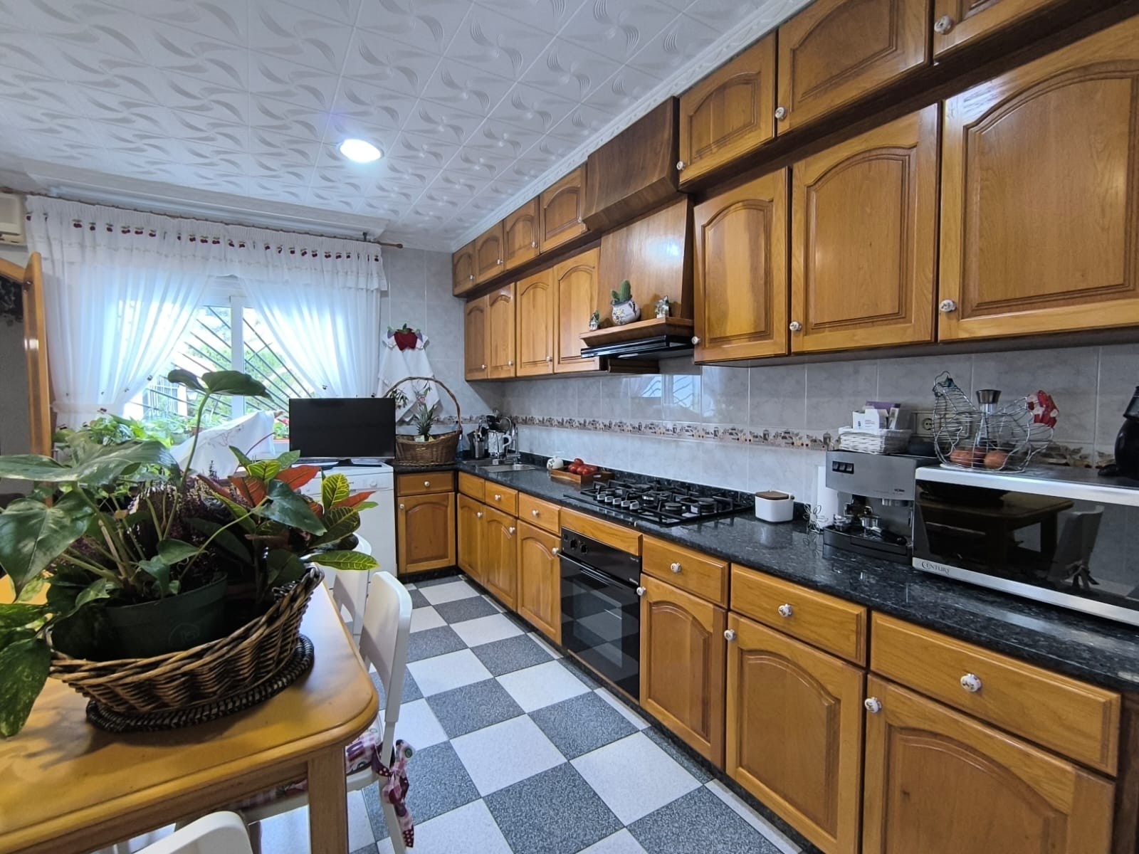 4 Bed, 1 Bath, HouseFor Sale, Sax, Alicante