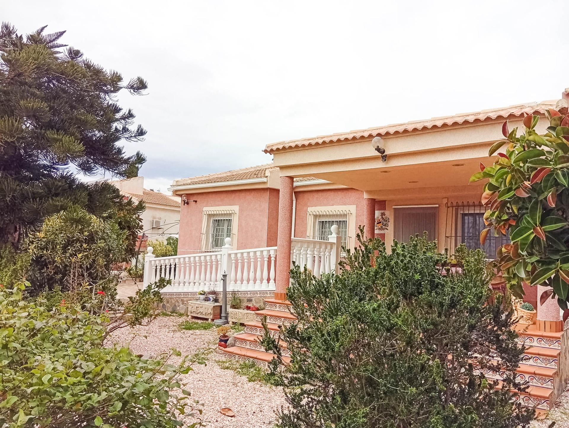 4 Bed, 2 Bath, HouseFor Sale, Torrevieja, Alicante
