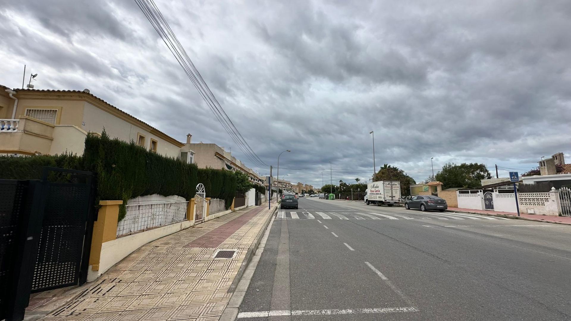 2 Bed, 1 Bath, HouseFor Sale, Orihuela Costa, Alicante