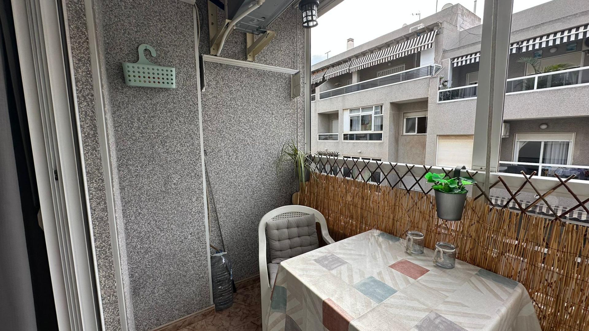 2 Bed, 1 Bath, ApartmentFor Sale, Torrevieja, Alicante