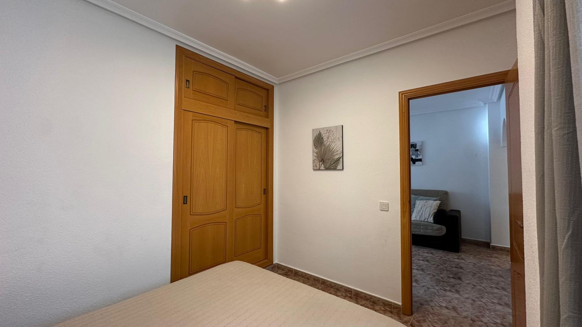 2 Bed, 1 Bath, ApartmentFor Sale, Torrevieja, Alicante